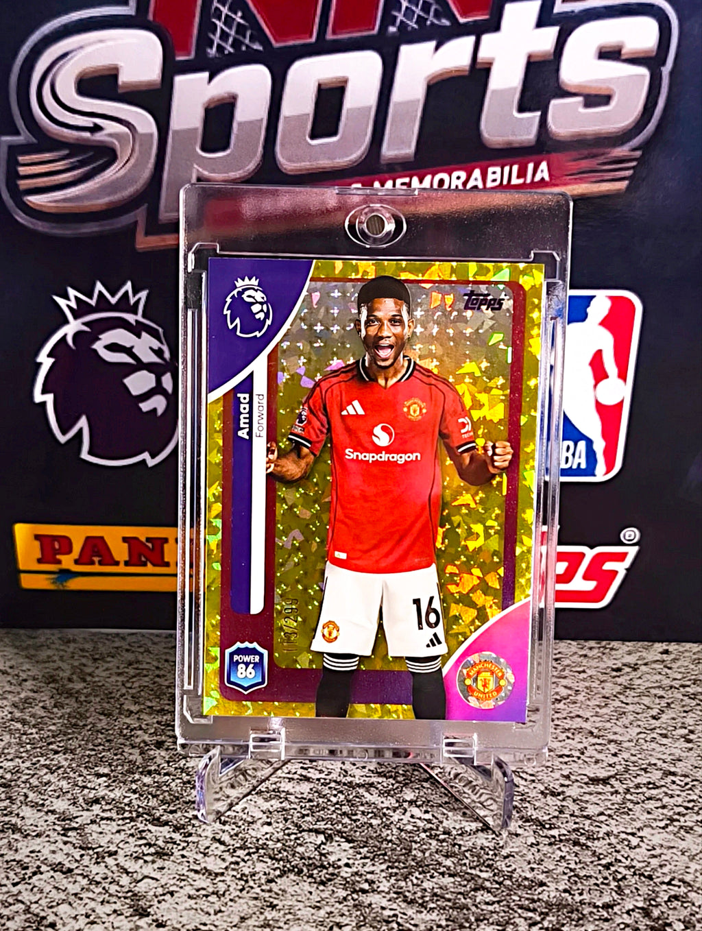 Amad 2025-26 Topps Premier League Gold Refractor #113/299 - Manchester United