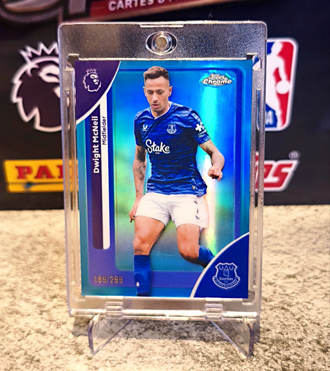 Dwight McNeil 2025-26 Topps Chrome Premier League Refractor #189/299 - Everton